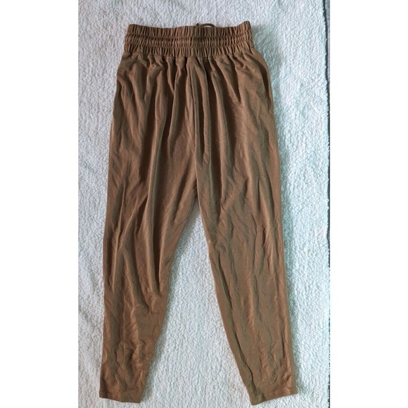 Fabletics Tan Barista Blaine Harem Pant Relaxed Joggers Woman's Size Medium - Picture 6 of 7